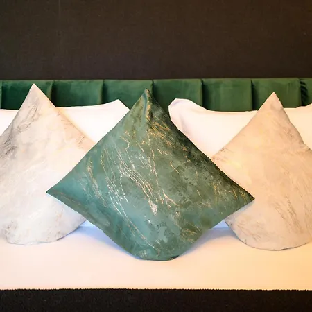 Lemonapartments 4* Bükreş