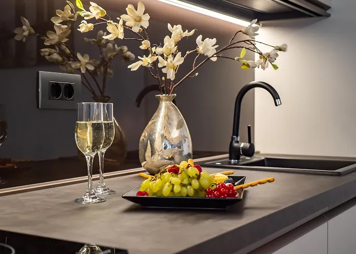 Lemonapartments מלון דירות 4*